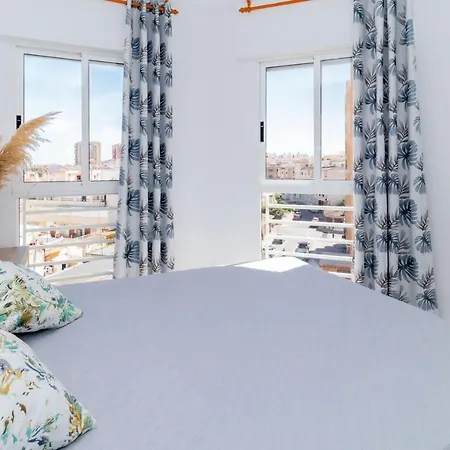 Apartment Gases 52 *